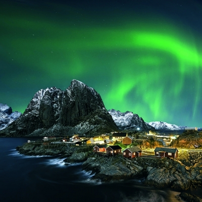 Calendar cu imagini Landscapes, 31.5 x 48 cm, 12 file, 2026
